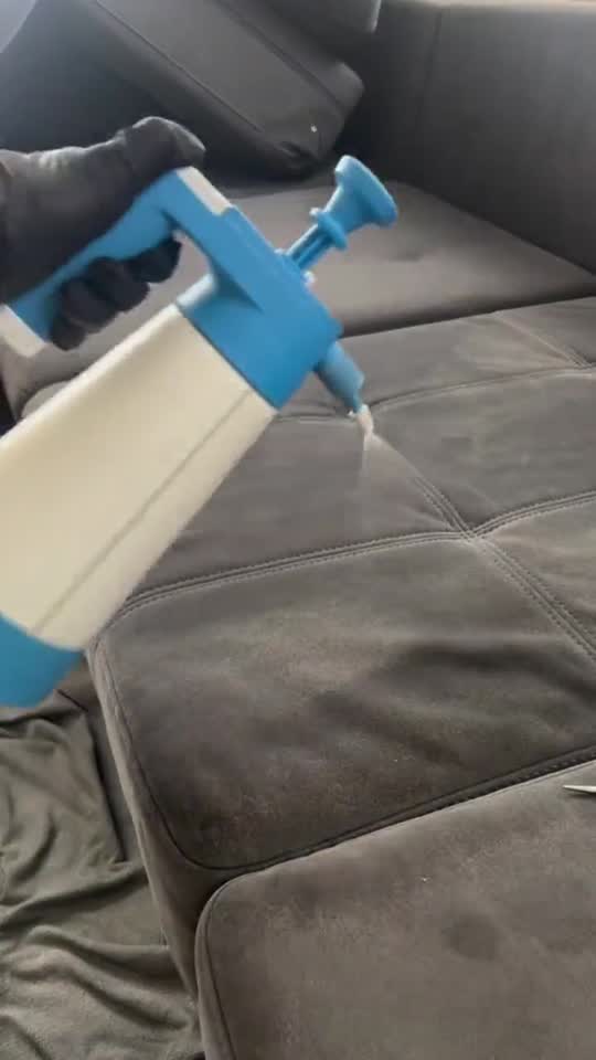 Vidéo : Traitement de la banquette arrière au pulvérisateur
